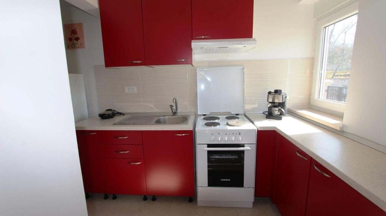 Apartments Tomislav มาลินสกา ภายนอก รูปภาพ