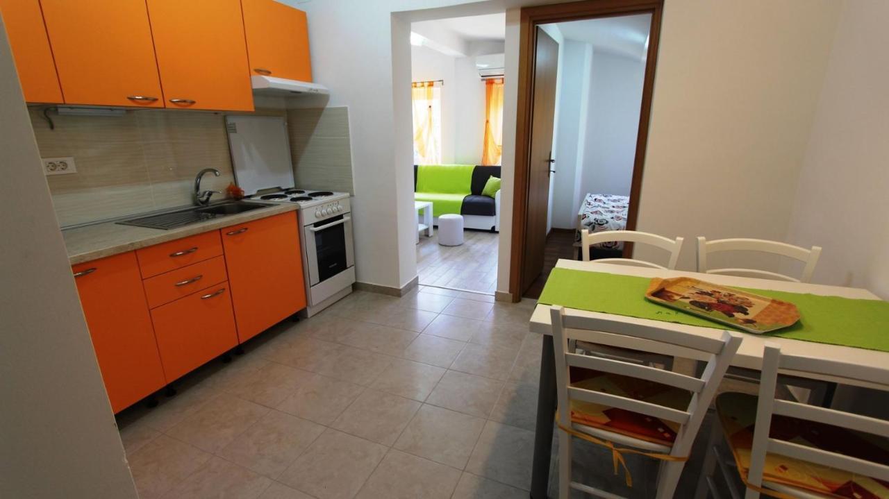 Apartments Tomislav มาลินสกา ภายนอก รูปภาพ